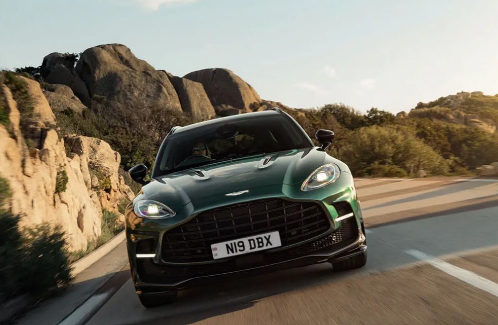 Aston Martin DBX