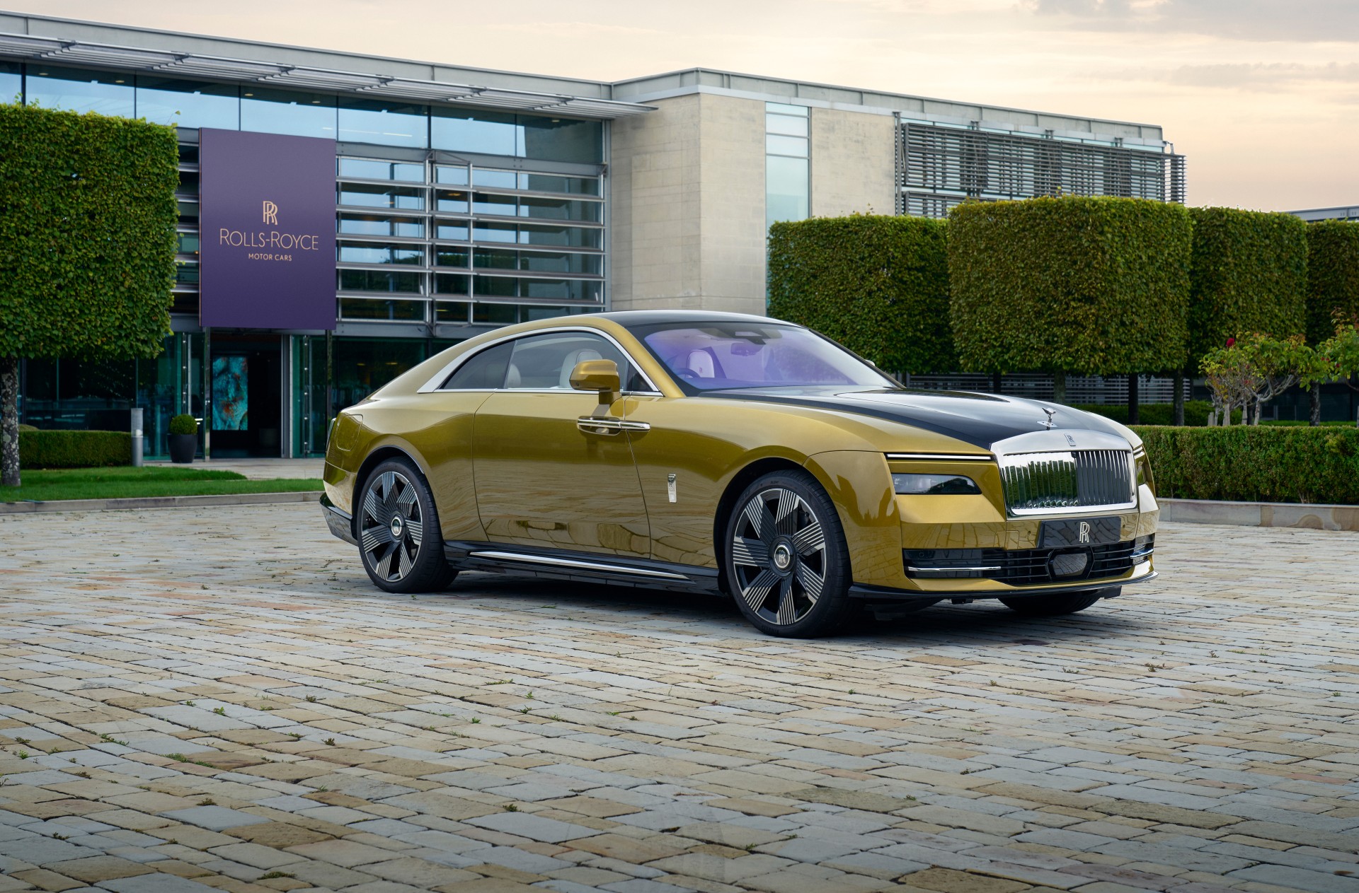 Rolls-Royce Spectre Price in India