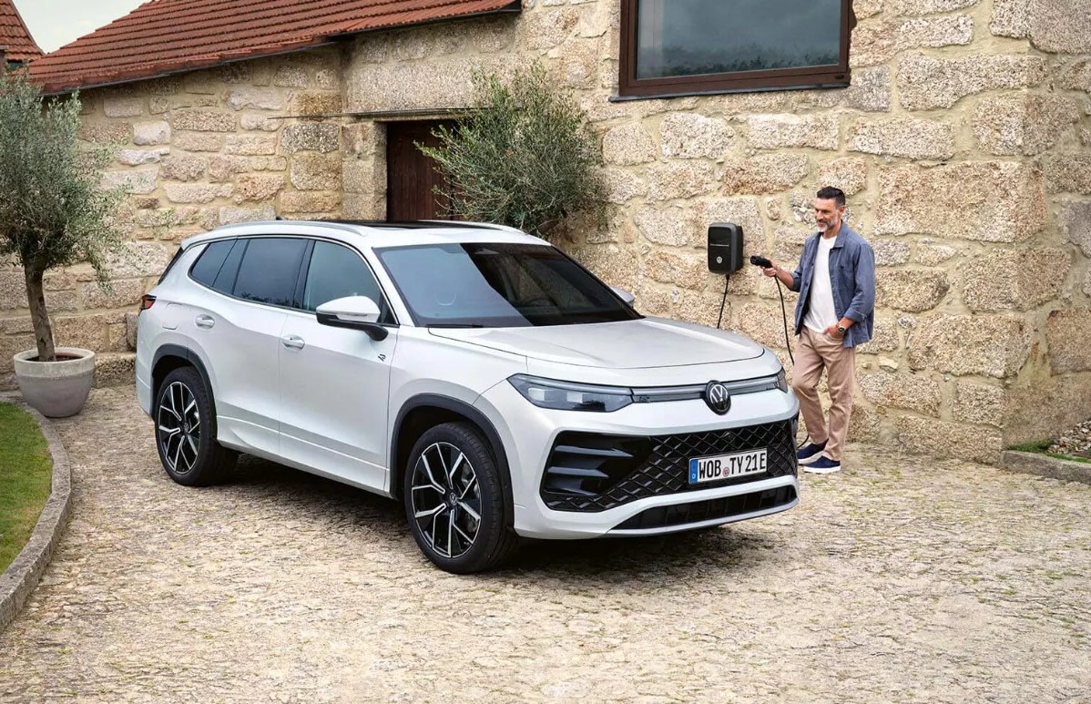 Volkswagen Tayron 7-Seater SUV