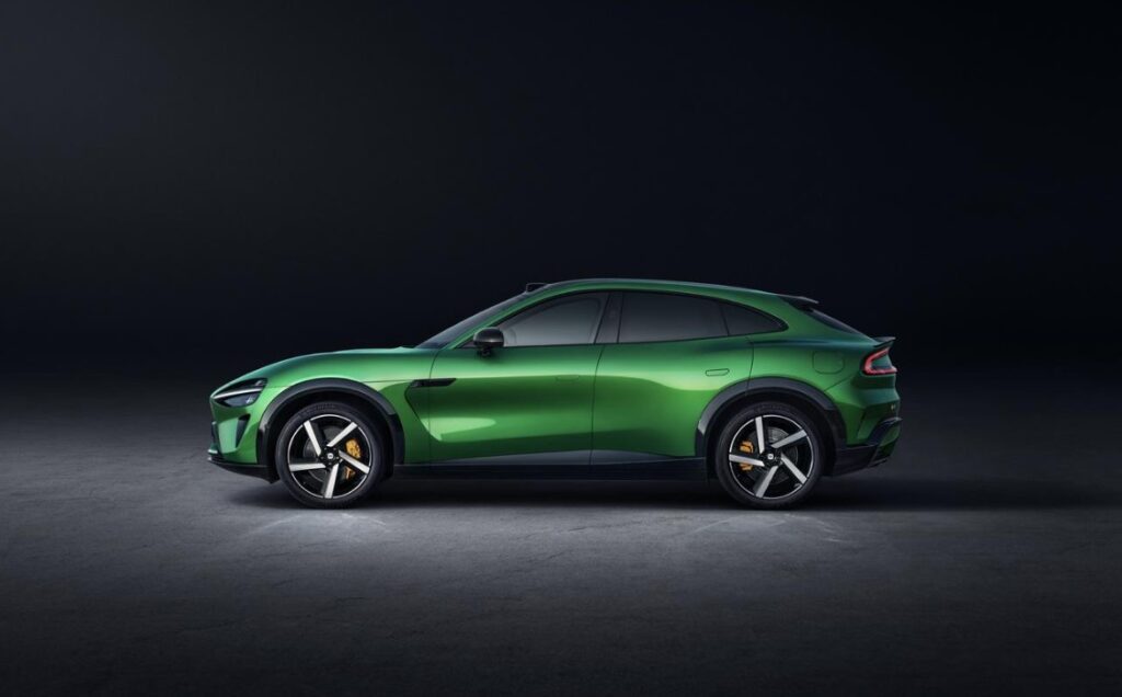 Xiaomi YU7 Electric SUV Sidelook