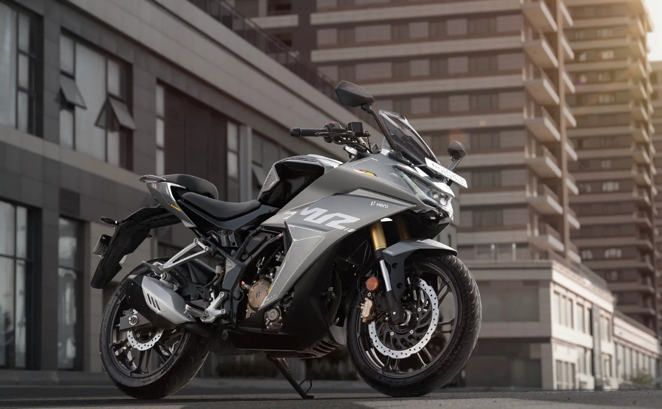 Hero Karizma XMR 210 Features & Specs