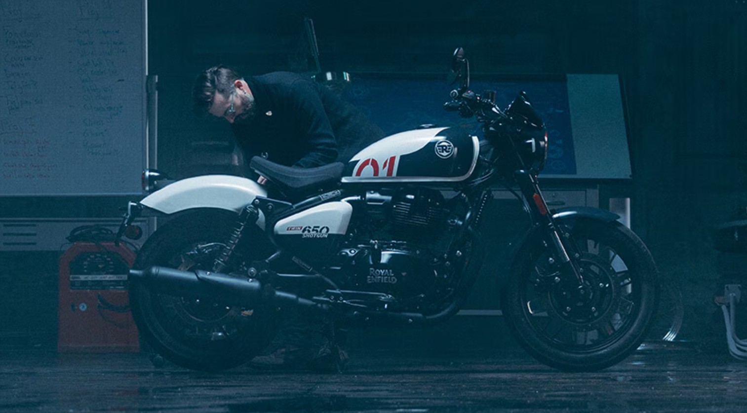 Royal Enfield Shotgun 650 Price and Specifications
