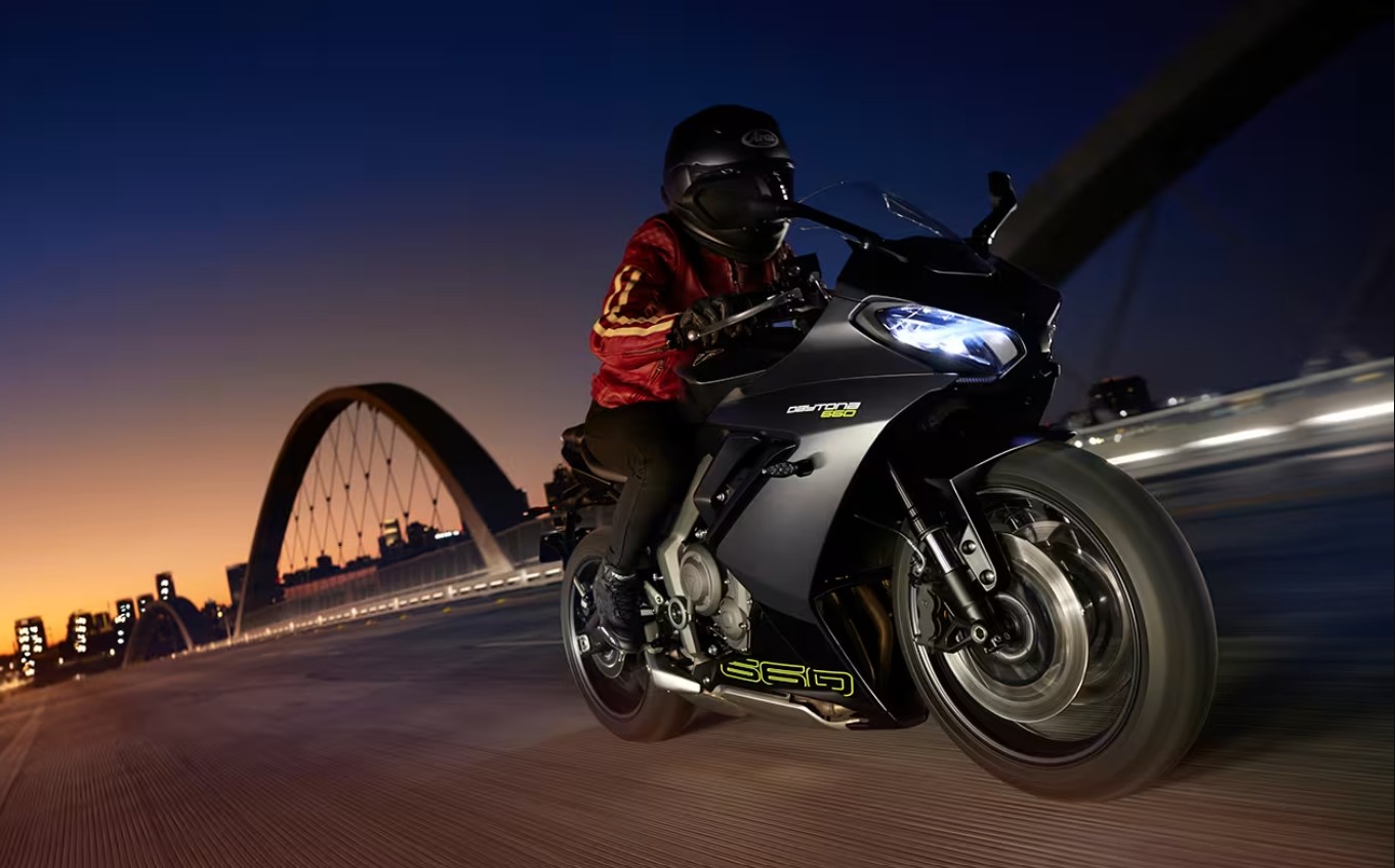 Triumph Daytona 660 price in india